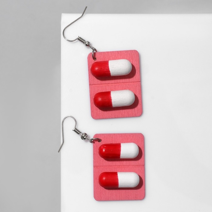 Серьги ассорти «Пилюли» любви, цвет красно-белый в серебре Серьги ассорти «Пилюли» любви, цвет красно-белый в серебре