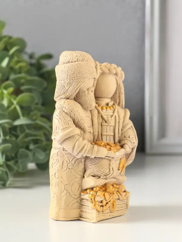Фигурка гипс &laquo;Берегиня и Богач&raquo;, 12.5&times;8&times;7 см