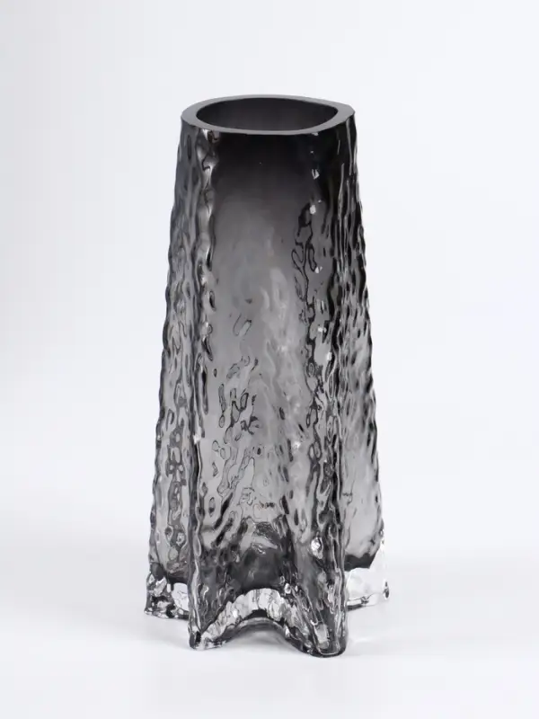 Ваза для цветов &laquo;Руджеро&raquo;, 25&times;12.5 см, стекло, чёрная