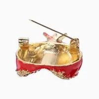 Брошь &laquo;Гранат&raquo; в разрезе, зерна, цвет крано-белый в золоте