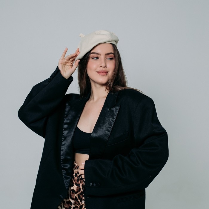 Берет, песочный, р-р 56 см