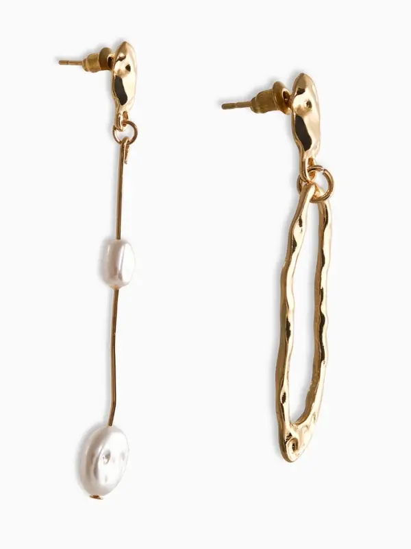 Серьги жемчуг Серьги жемчуг "Корейский стиль", цвет белый в золоте