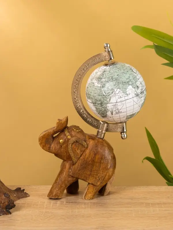 Глобус сувенирный, 11×8×21.5 см, подставка дерево