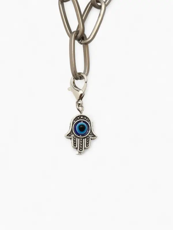 Шарм для браслета на карабине &laquo;Оберег рука Хамса&raquo;, синий в серебре