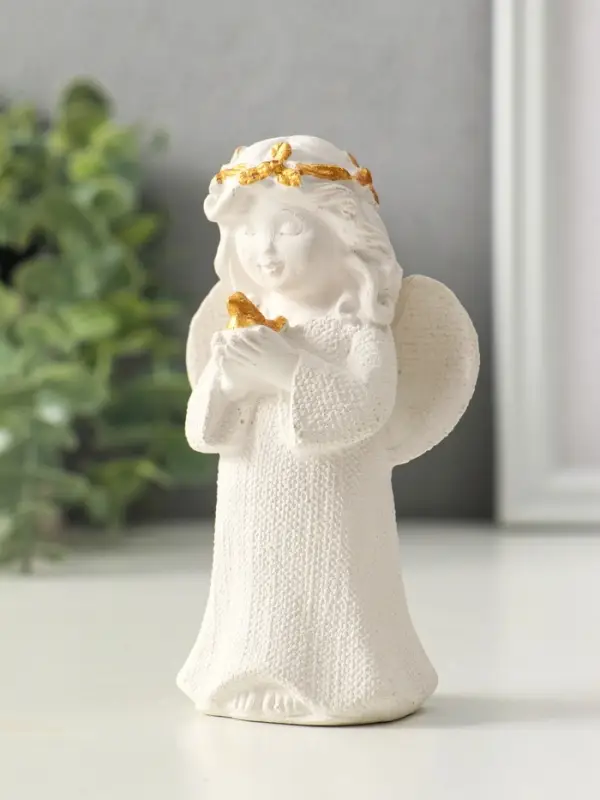 Фигурка гипс &laquo;Ангел с птицей&raquo;, 11&times;7&times;4 см, белый с позолотой