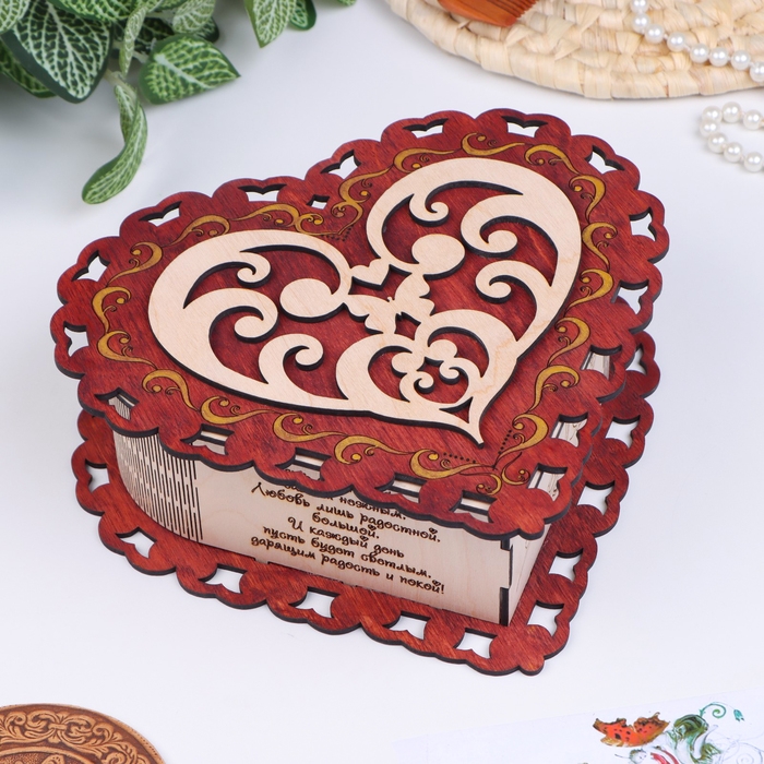 Шкатулка  Шкатулка "Сердце", с пожеланием, 21х19х6 см