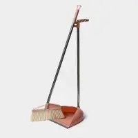 Щётка для пола Доляна: щётка 23&times;88 см, совок 26&times;26&times;73 см, бежевая