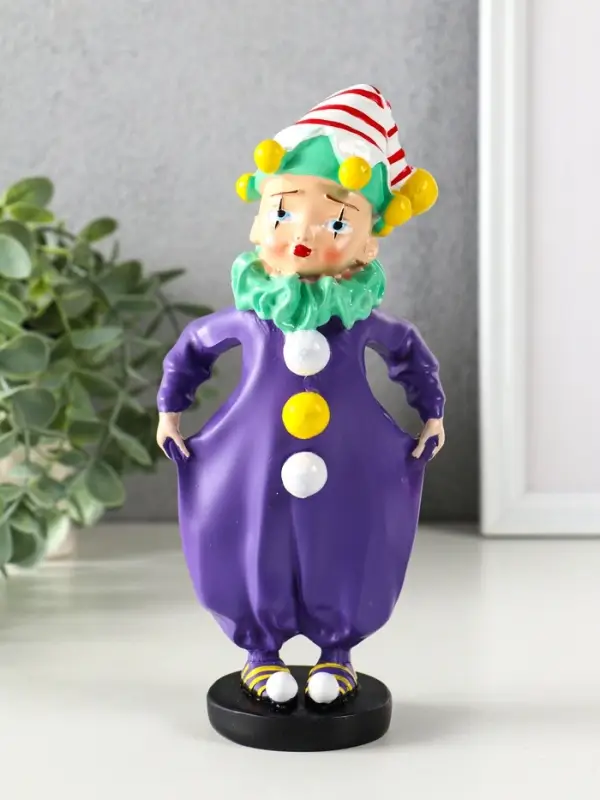 Сувенир полистоун "Маленький клоун в синем костюме" 8,5х5,5х19 см
