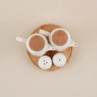 Набор для специй и соусов SL Home &laquo;Тренто&raquo;, 5 предметов, соусник 300 мл, солонка/перечница 60 мл, на деревянной подставке, фарфор, белый