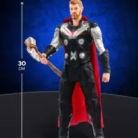 Фигурка &laquo;Тор с короткими волосами&raquo;, коллекционная, с оружием, световые эффекты, Мстители