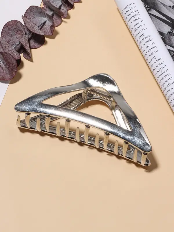 Крабик для волос &laquo;Глянец&raquo;, треугольник, 10&times;4.5 см, серебристый