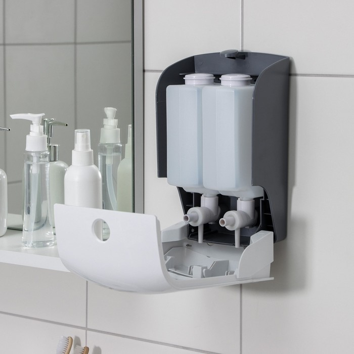 Диспенсер для антисептика или жидкого мыла механический, двойной, 1000 мл, пластик Диспенсер для антисептика или жидкого мыла механический, двойной, 1000 мл, пластик