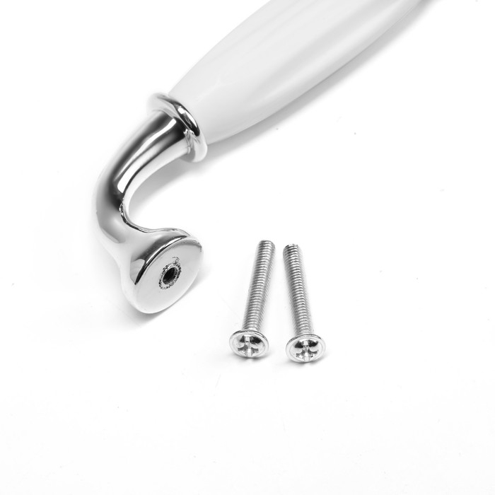 Ручка-скоба CAPPIO RSC012, пластик, м/о 128 мм, цвет хром Ручка-скоба CAPPIO RSC012, пластик, м/о 128 мм, цвет хром