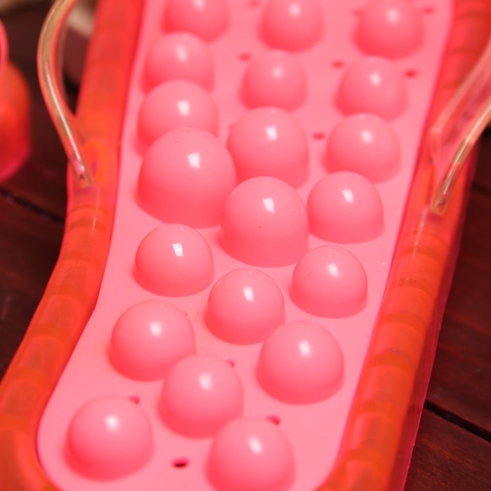 Пластиковые пузырьковые массажные тапочки М 37-39 Пластиковые пузырьковые массажные тапочки М 37-39