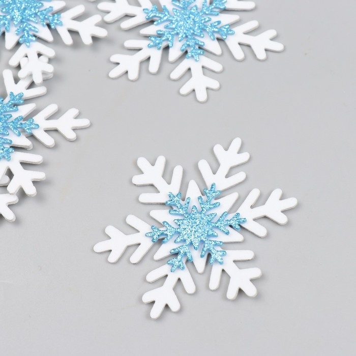 Заготовка из фоамирана Заготовка из фоамирана "Снежинки" 6 см, набор 6 шт, бело-голубые