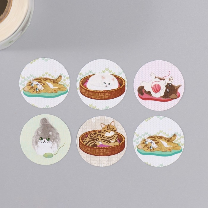 Наклейка бумага Наклейка бумага "Котята" d=2,5 см 252 шт в рулоне