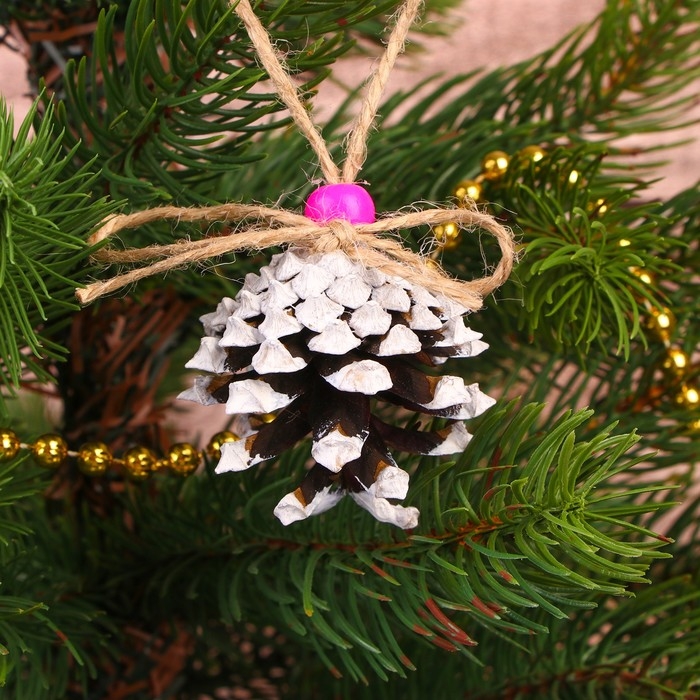 Новогодняя композиция «Шишки с бусинками», набор 6 шт. Новогодняя композиция «Шишки с бусинками», набор 6 шт.