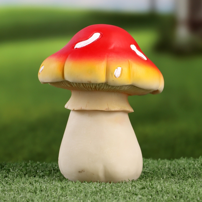 Садовая фигура  Садовая фигура "Мухомор" 12х12х15см ///