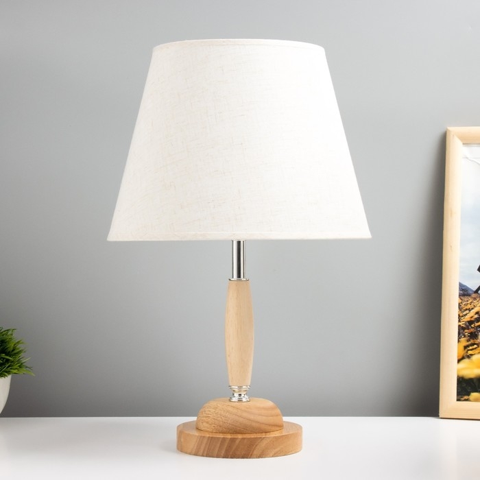 Настольная лампа Настольная лампа "Фрутекс" E27 40Вт светлое дерево 25х25х37,5 см RISALUX