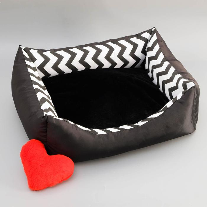 Лежанка с сердечком, 50 х 40 х 15 см, оксфорд, бязь, искусственный мех Лежанка с сердечком, 50 х 40 х 15 см, оксфорд, бязь, искусственный мех