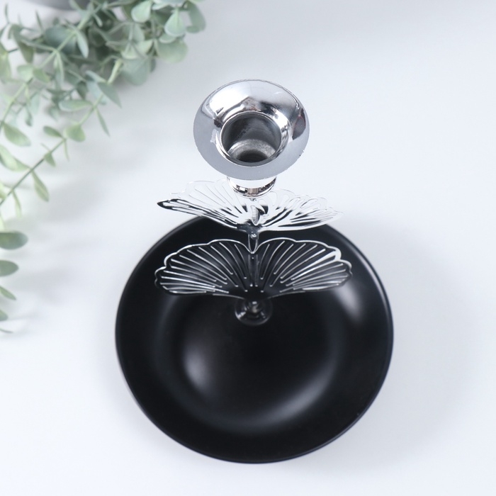 Подсвечник металл на 1 свечу Подсвечник металл на 1 свечу "Лист Гинкго" d-2 см 15,5х15,5х24,5 см