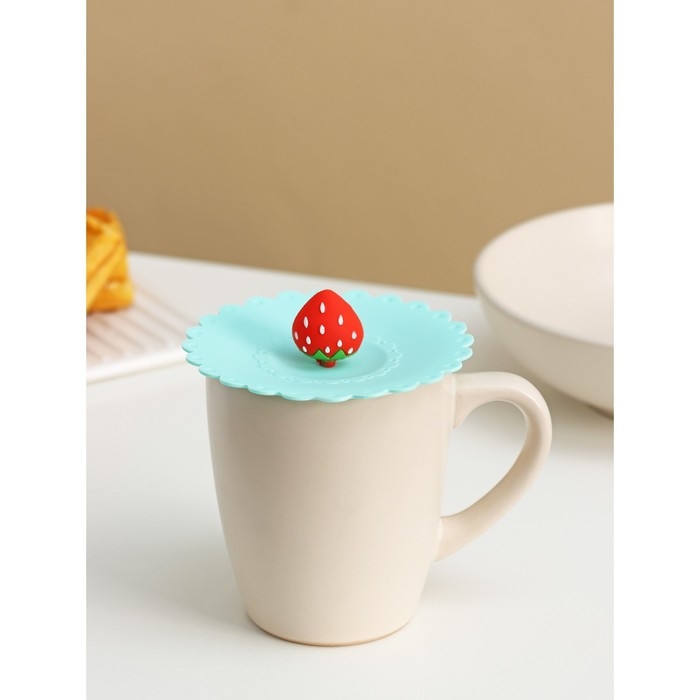 Крышка - непроливайка силиконовая Доляна «Клубничка», d=11 см, цвет мятный Крышка - непроливайка силиконовая Доляна «Клубничка», d=11 см, цвет мятный