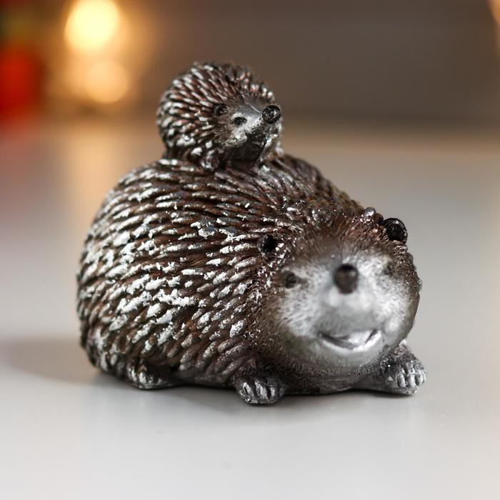 Сувенир полистоун  Сувенир полистоун "Ёж с малышом ёжиком на спине" 7х6,5х10 см