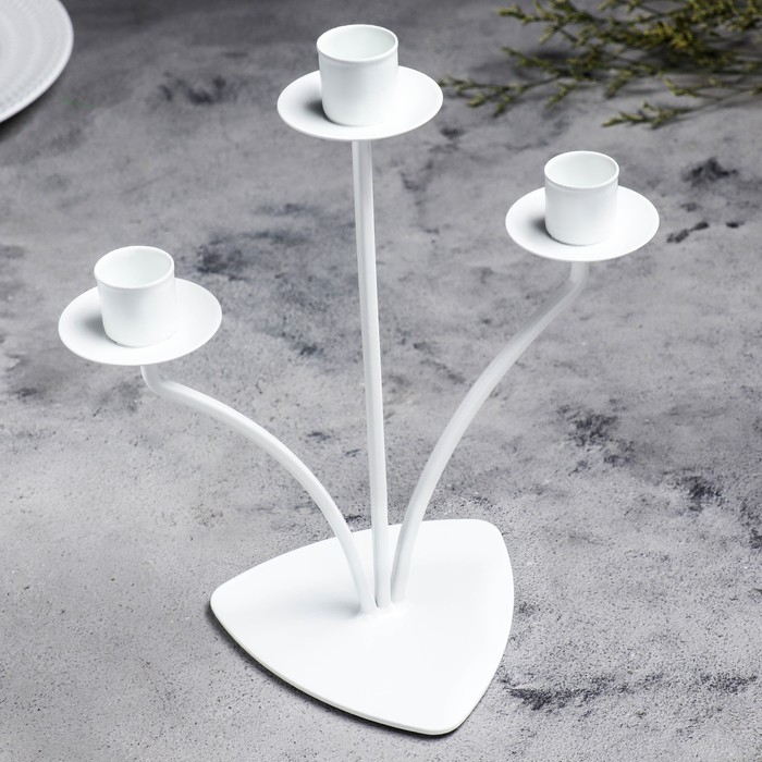 Подсвечник металл на 3 свечи Подсвечник металл на 3 свечи "Диез", 10,5х27 см, белый