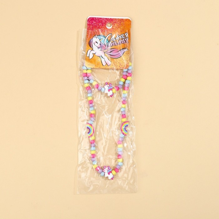 Бижутерия «Самая милая» набор для девочек: браслет и бусы, 7 х 9 см Бижутерия «Самая милая» набор для девочек: браслет и бусы, 7 х 9 см