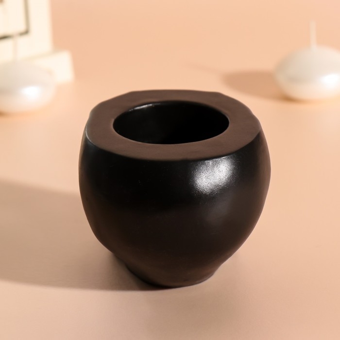 Подсвечник "Череп Безмолвие" 7*10см черный с золотыми пальцами