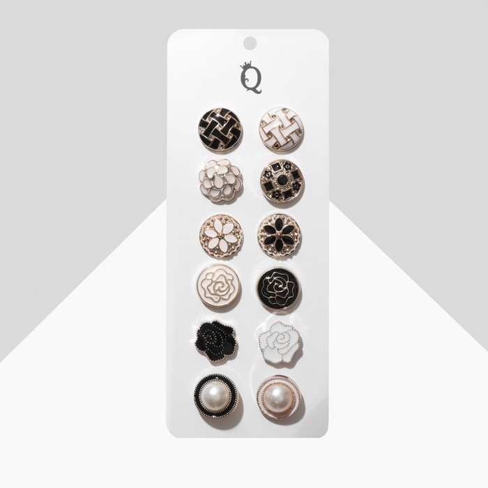 Набор значков (12 шт.) «Пуговицы» романтика, форма МИКС, цвет чёрно-белый в золоте Набор значков (12 шт.) «Пуговицы» романтика, форма МИКС, цвет чёрно-белый в золоте