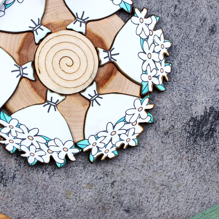 Подставка под горячее «Букет ромашек», D=12 см, можжевельник Подставка под горячее «Букет ромашек», D=12 см, можжевельник