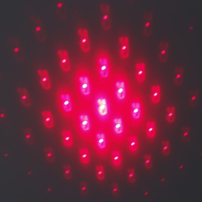 Указка лазерная 12 + 1 насадки от USB 10х14,5 см Указка лазерная 12 + 1 насадки от USB 10х14,5 см