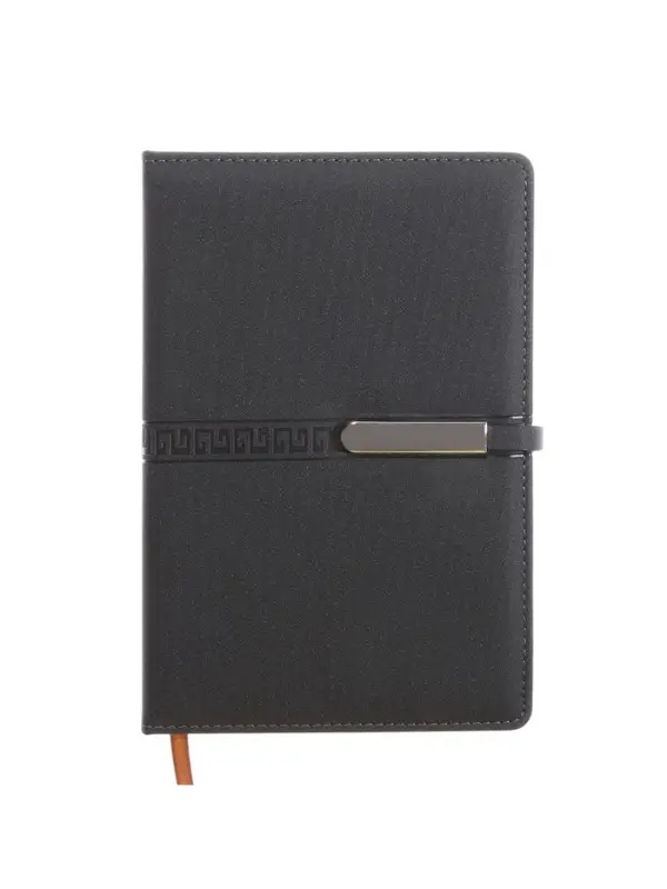 Ежедневник недатированный формат А5, с хлястиком, 112л, линия, пвх, Узор Черный Ежедневник недатированный формат А5, с хлястиком, 112л, линия, пвх, Узор Черный