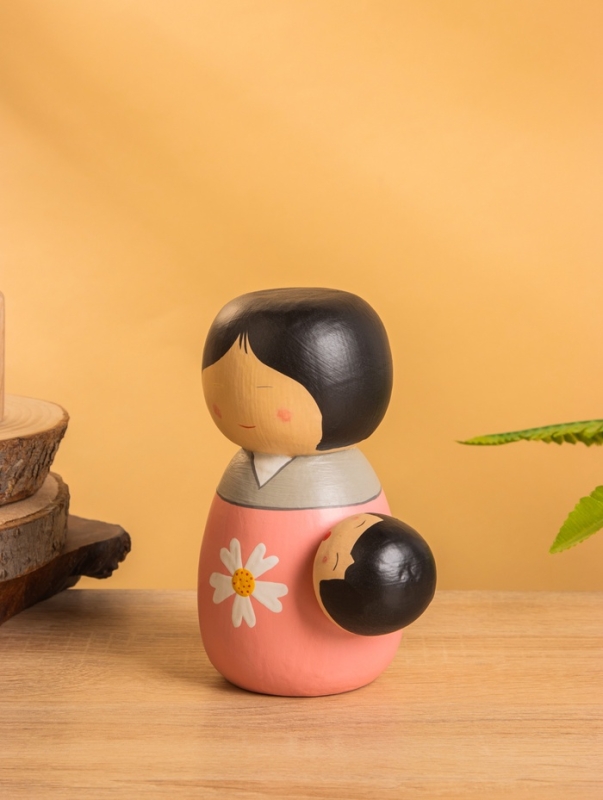 Деревянная кукла кокеши Деревянная кукла кокеши "Юи Комори" 11х9х14 см