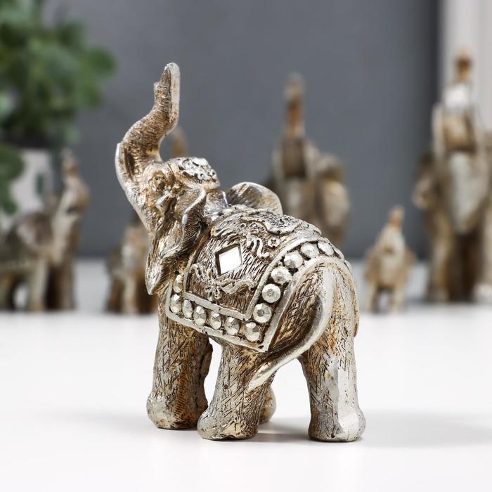 Сувенир полистоун Сувенир полистоун "Слоны серебристая попона" набор 7 шт h=12; 10,5; 9,5; 8; 7; 6; 5 см