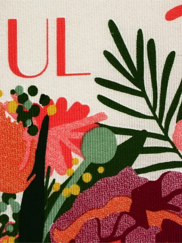 Набор с крем-мёдом 120, чаем и полотенцем в коробке "С 8 марта"