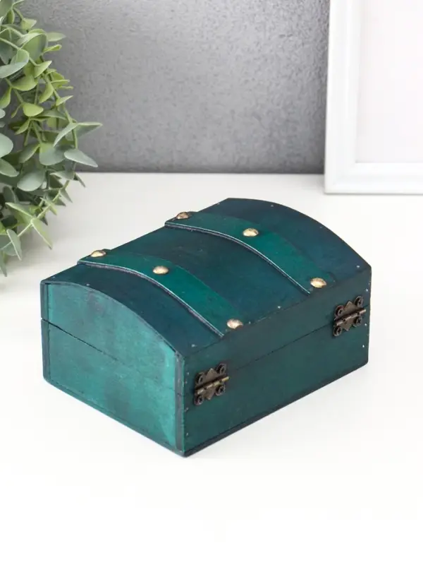 Шкатулка для украшений &laquo;Сундучок. Алиенора&raquo;, дерево, с заклёпками, выпуклая, зелёный, 15&times;11.5&times;7.5 см
