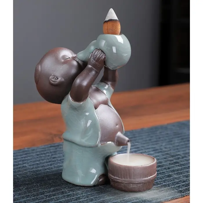 Подставка для благовоний TAKE IT EASY &laquo;Мальчик пьет&raquo;, стелющийся дым, 13&times;8&times;9 см