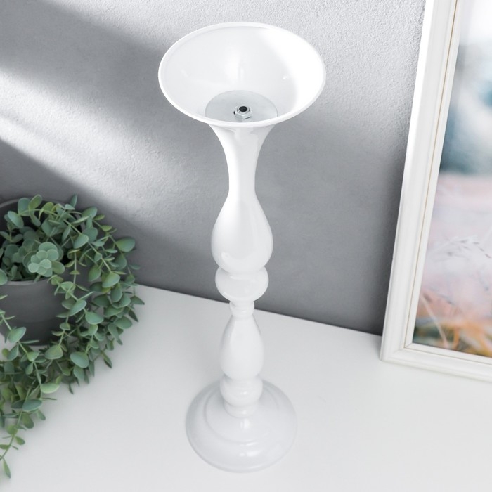 Подсвечник металл на 1 свечу Подсвечник металл на 1 свечу "Изящный" белоснежный 49х13х13 см