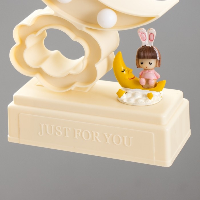 Ночник Ночник "Ночка" 5хLED 4000К 2хАА слоновая кость 20х12х5,5см RISALUX