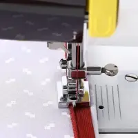 Лапка для швейных машин, для вшивания потайной молнии с направляющей, 2.2&times;1.8&times;0.8 см