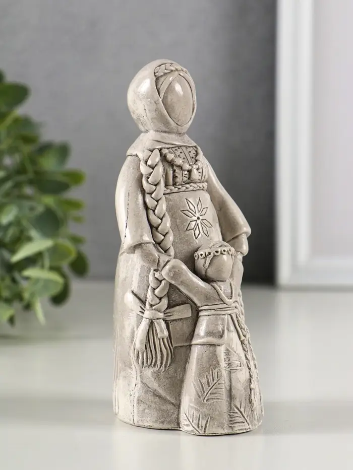 Фигура гипс "Берегиня Ведучка" 13х6 см, под камень Фигура гипс "Берегиня Ведучка" 13х6 см, под камень