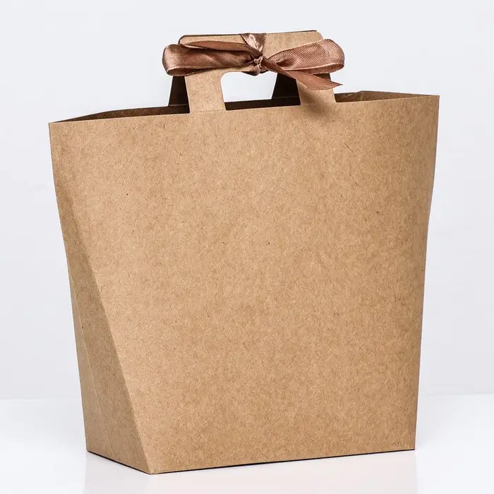 Коробка - пакет, крафт, 15×15×8 см Коробка - пакет, крафт, 15×15×8 см