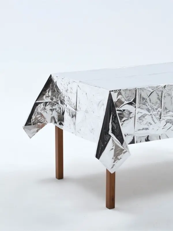 Скатерть "Серебро"фольга 137х183 см