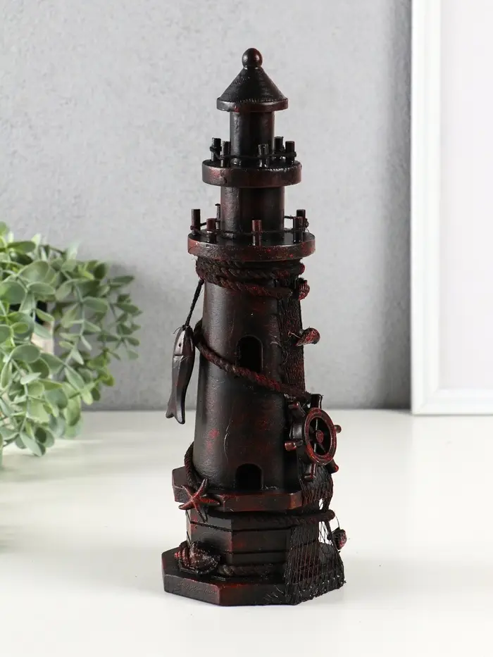 Сувенир интерьерный дерево "Маяк со штурвалом" красно-коричневый 10х10х30 см Сувенир интерьерный дерево "Маяк со штурвалом" красно-коричневый 10х10х30 см