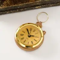 Сувенир полистоун с часами "Жабий король" 25х15,3х8 см