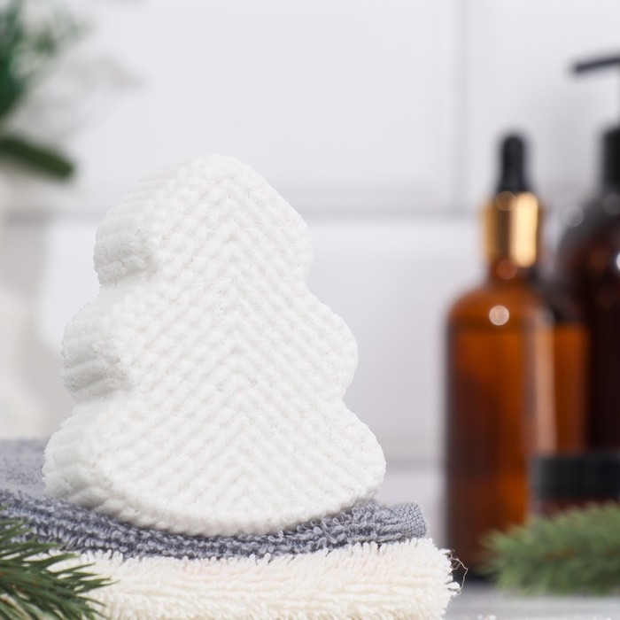 Бомбочка для ванны Бомбочка для ванны "Ёлочка" с ароматом клубники, белая, 120 гр