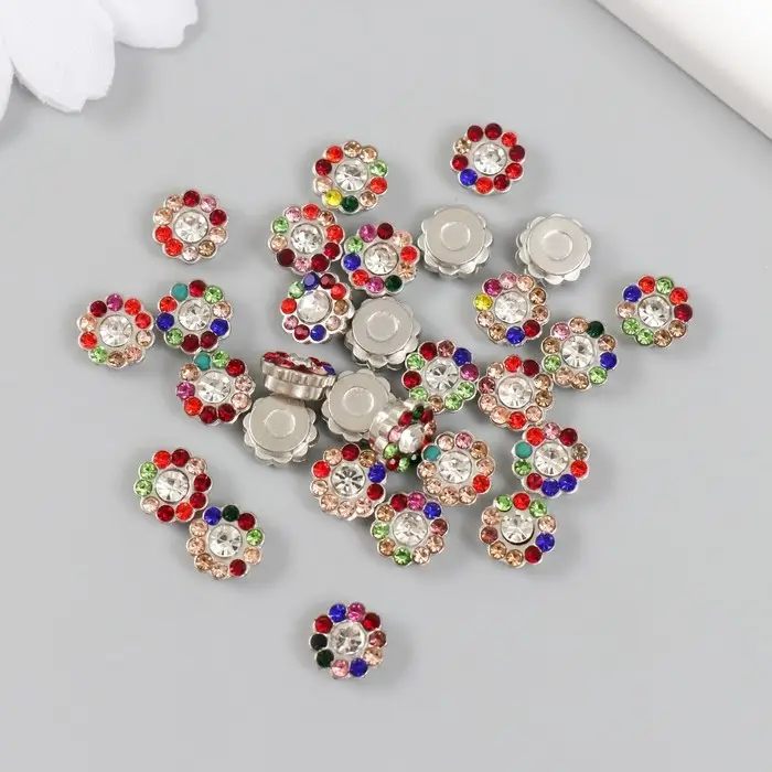 Декор для творчества пластик "Цветок цветные кристаллы" набор 30 шт серебро 0,8х0,8 см 975092