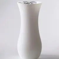 Ваза &laquo;Сфера&raquo;, h=26 см, стекло, белая